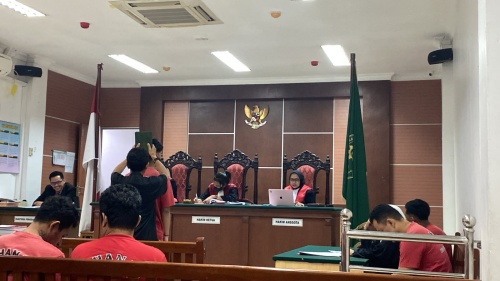 Gara-Gara Upah Rp100 Ribu dan Narkoba Gratis, Widianto dan Pitra Disidang
